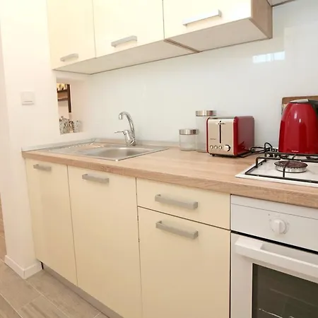 Catherine's Garden Apartment *