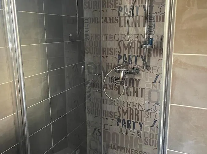 Catherine's Garden Daire