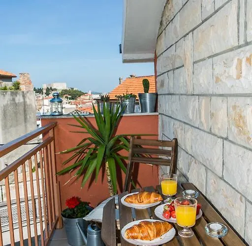 Daire Catherine's Garden *